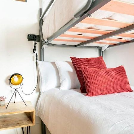Good Vibe Rooms Bilbao Bagian luar foto