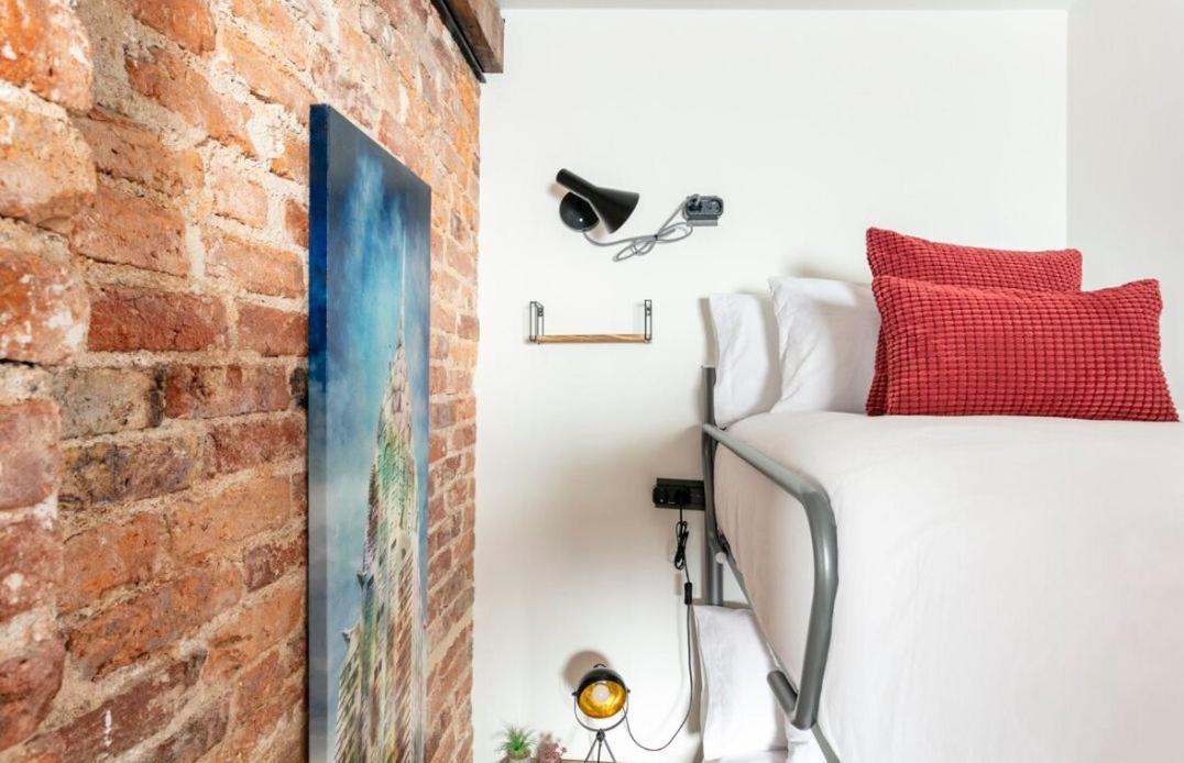 Good Vibe Rooms Bilbao Bagian luar foto